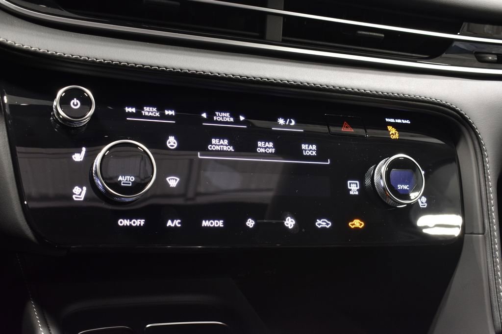 New 2026 INFINITI QX60 Luxe w/ Family Package image 26