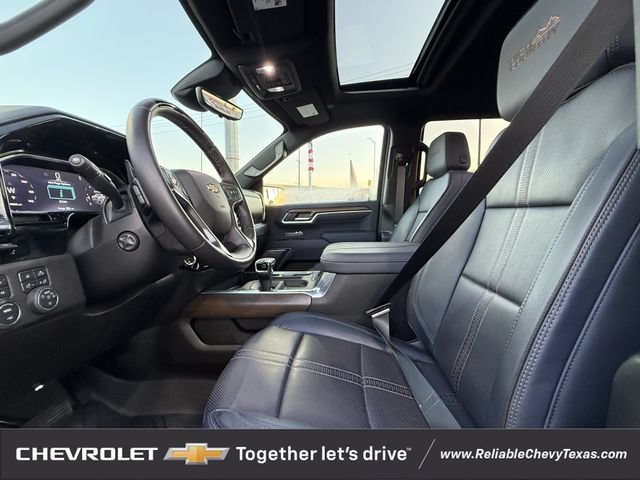 Used 2026 Chevrolet Silverado 1500 High Country AWD/4WD image 33