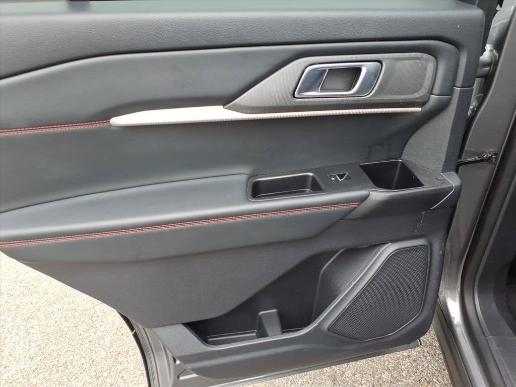 Used 2025 Ford Explorer ST-Line AWD/4WD image 20