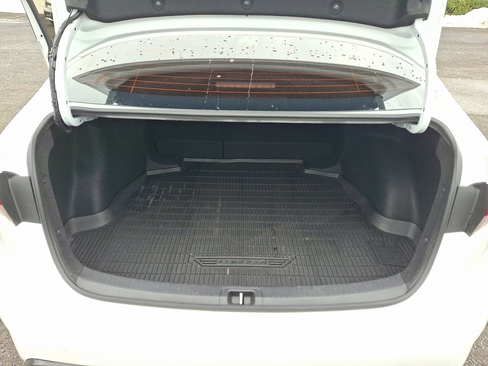 Certified 2024 Toyota Corolla SE image 29