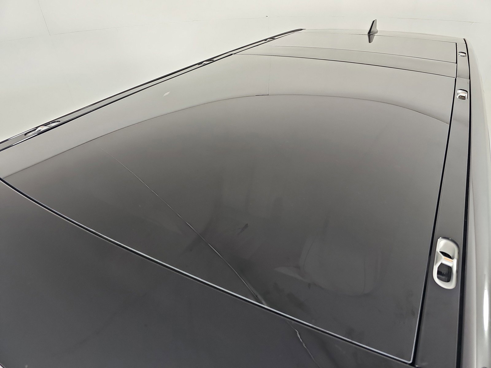 Used 2024 Rivian R1S Adventure image 13