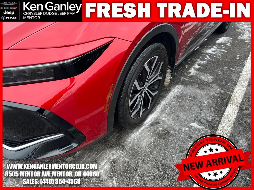 Used 2024 Toyota Crown image 5