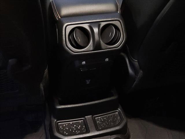 Used 2022 Jeep Wrangler Unlimited Rubicon w/ Xtreme Recon 35" Tire Package image 17