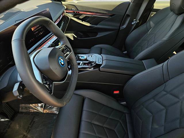 Certified 2025 BMW i5 eDrive40i w/ Premium Package image 22