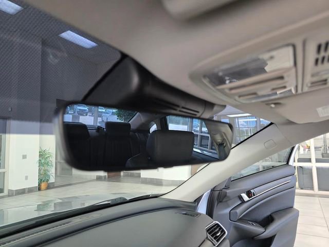 Used 2021 Honda Accord Touring image 38