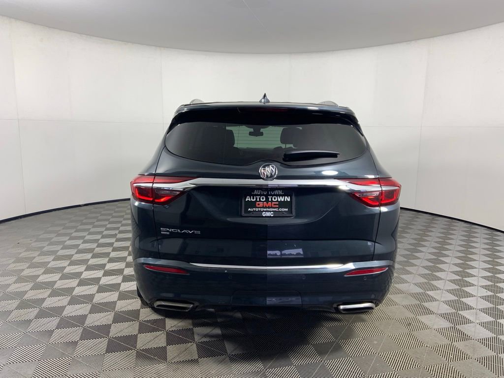 Used 2021 Buick Enclave Avenir w/ Avenir Technology Package image 9