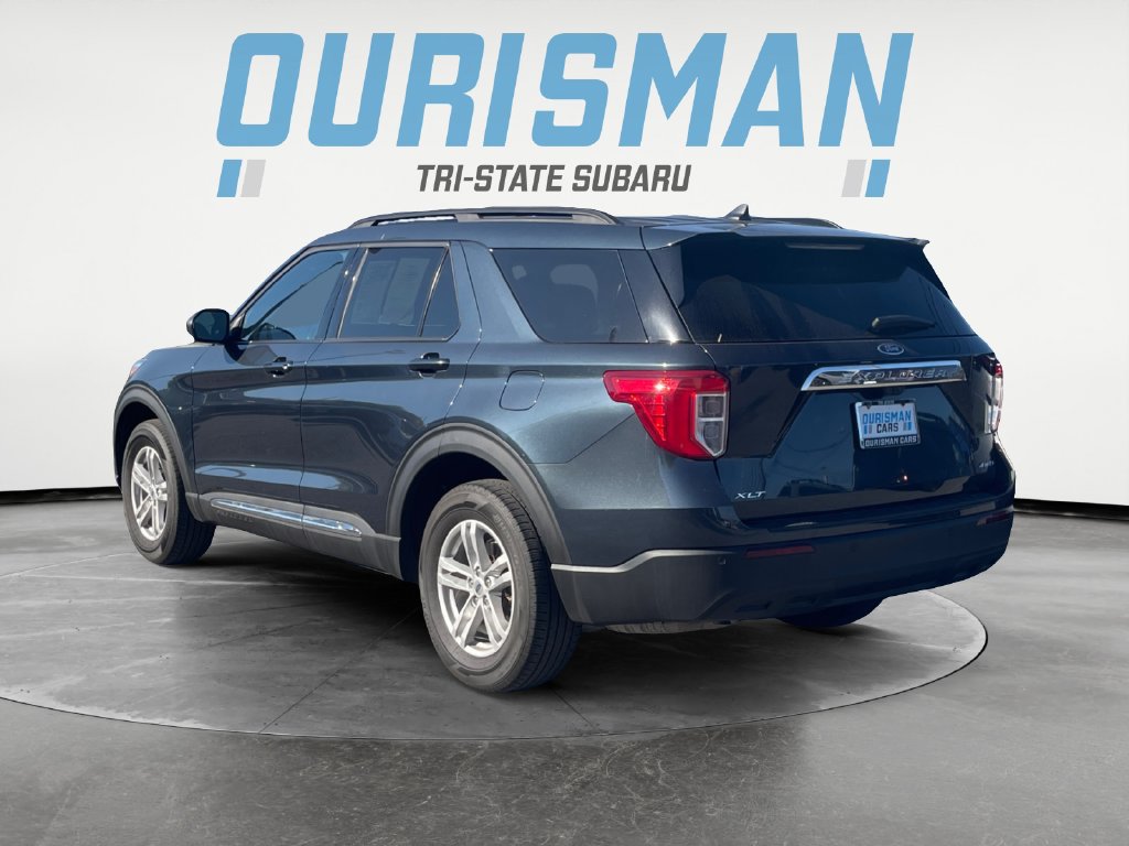 Used 2023 Ford Explorer XLT AWD/4WD image 4