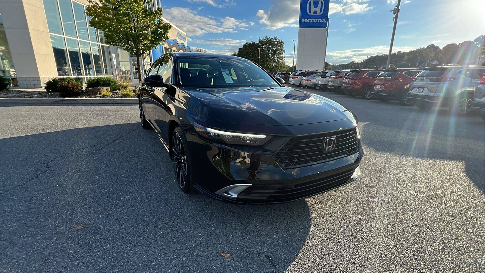 New 2026 Honda Accord Touring image 2