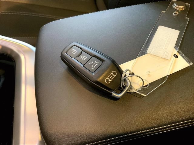 Certified 2025 Audi Q5 Premium Plus w/ Premium Plus AWD/4WD image 20