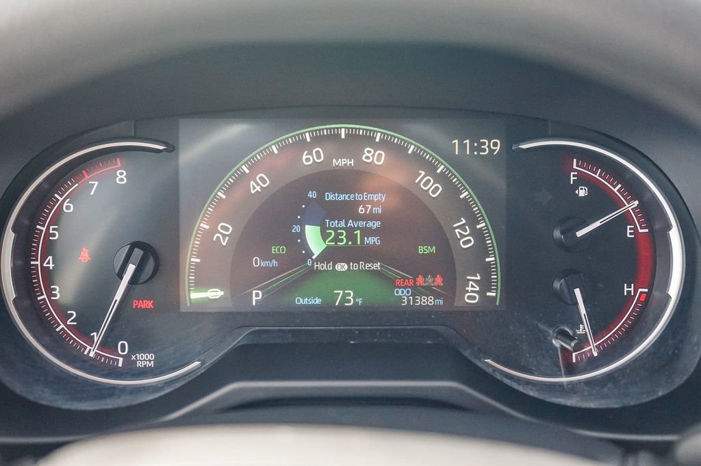 Used 2025 Toyota RAV4 XLE image 25