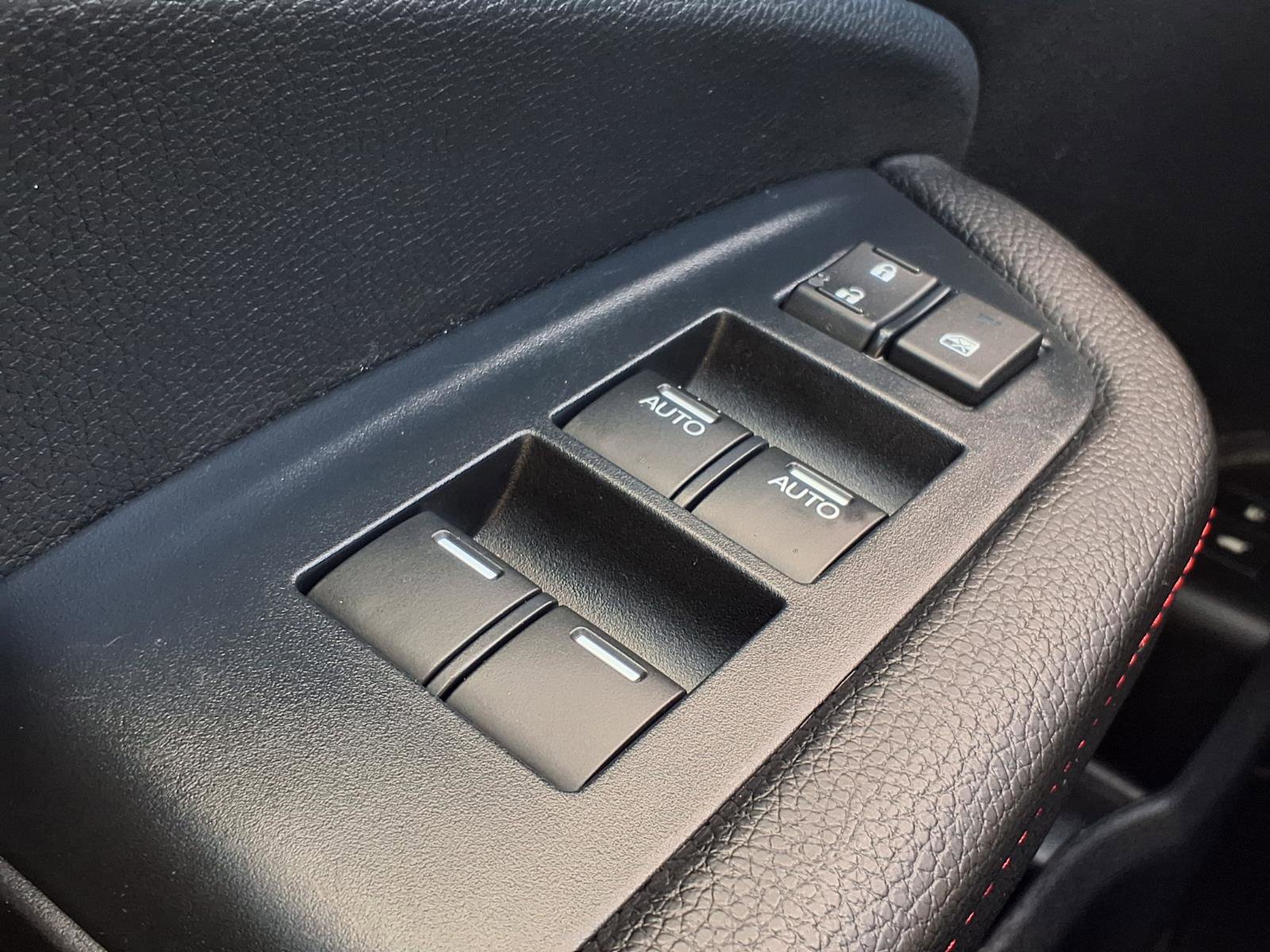 Used 2022 Honda Pilot Black Edition image 11