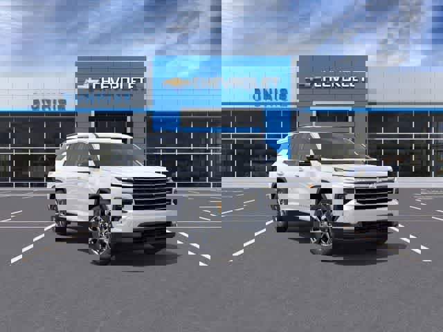 New 2026 Chevrolet Traverse LT w/ Enhanced Driving Package image 2