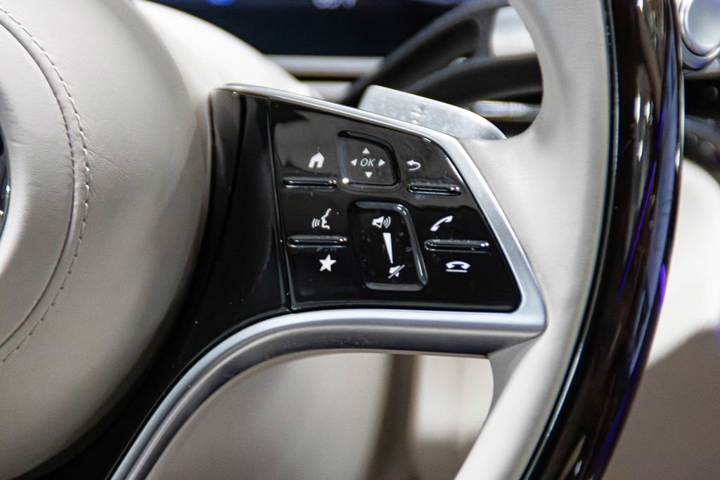 Used 2025 Mercedes-Benz S 580 4MATIC Sedan image 16