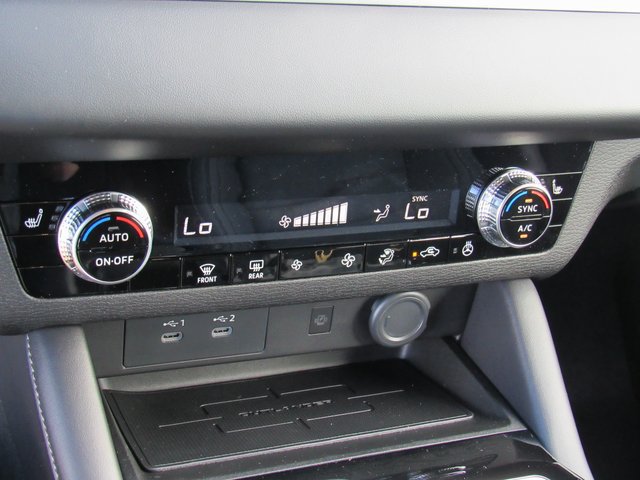 New 2026 Mitsubishi Outlander SE FWD image 19