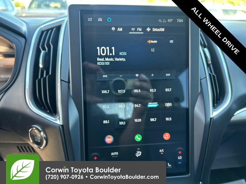Used 2022 Ford Edge Titanium AWD/4WD image 28
