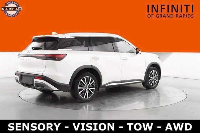 Used 2023 INFINITI QX60 Sensory image 3