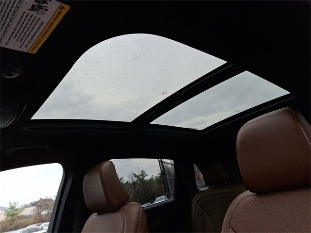 Used 2021 Lincoln Nautilus Reserve image 14