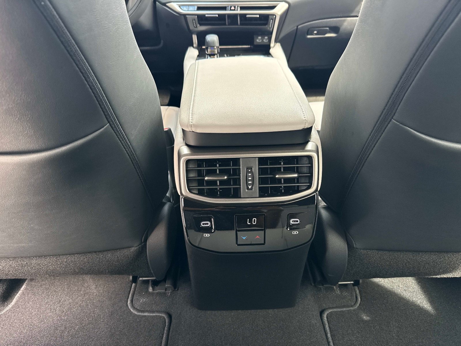 Used 2026 Lexus RX 350 Premium Plus w/ Convenience Package FWD image 17
