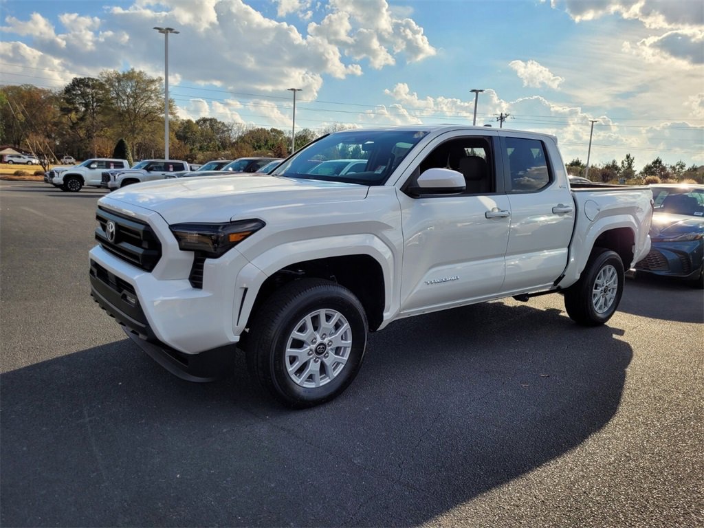 New 2025 Toyota Tacoma SR5 image 3