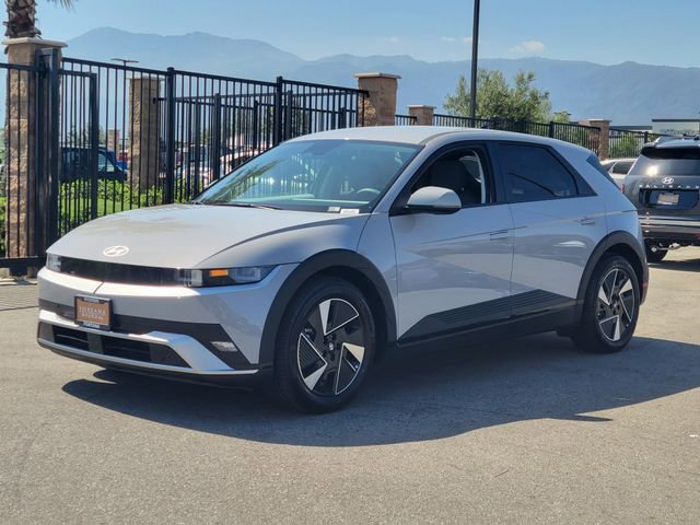 New 2026 Hyundai Ioniq 5 SE RWD image 2