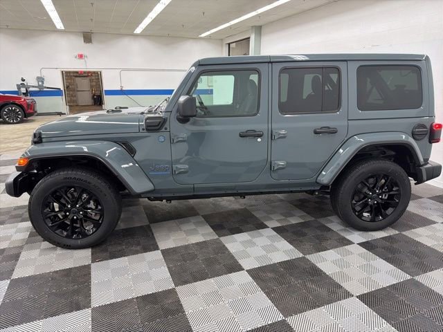 Used 2025 Jeep Wrangler Sahara 4xe w/ Safety Group image 4