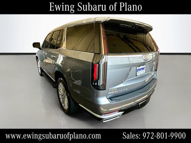 Used 2022 Cadillac Escalade Luxury w/ LPO, Illumination Package RWD image 5