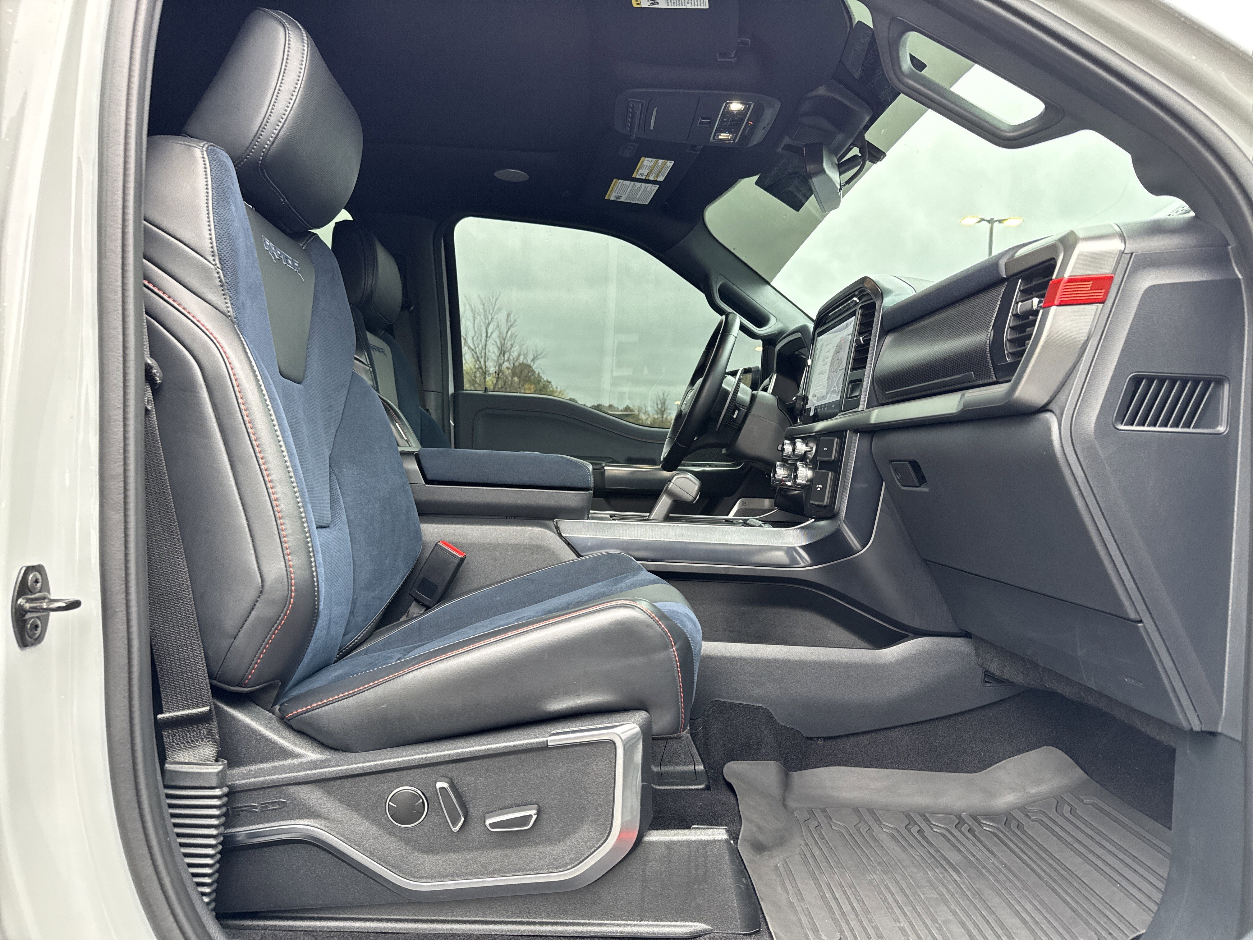 Used 2023 Ford F150 Raptor w/ Raptor 37 Performance Package image 32