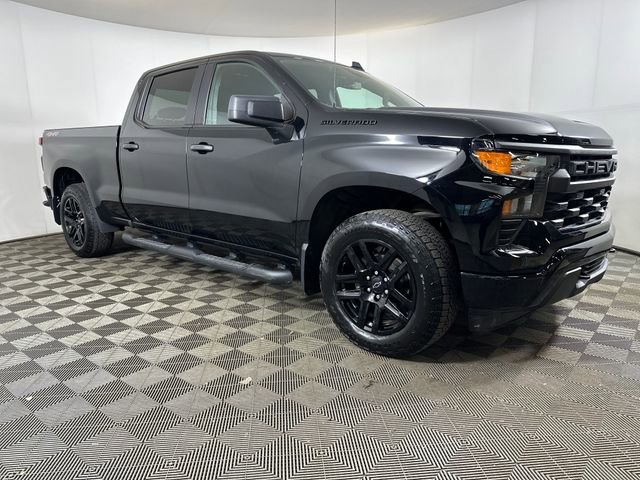 Used 2024 Chevrolet Silverado 1500 Custom w/ LPO, Dark Essentials Package image 2