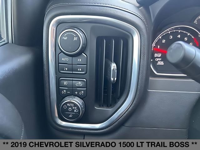 Used 2019 Chevrolet Silverado 1500 LT Trail Boss AWD/4WD image 31