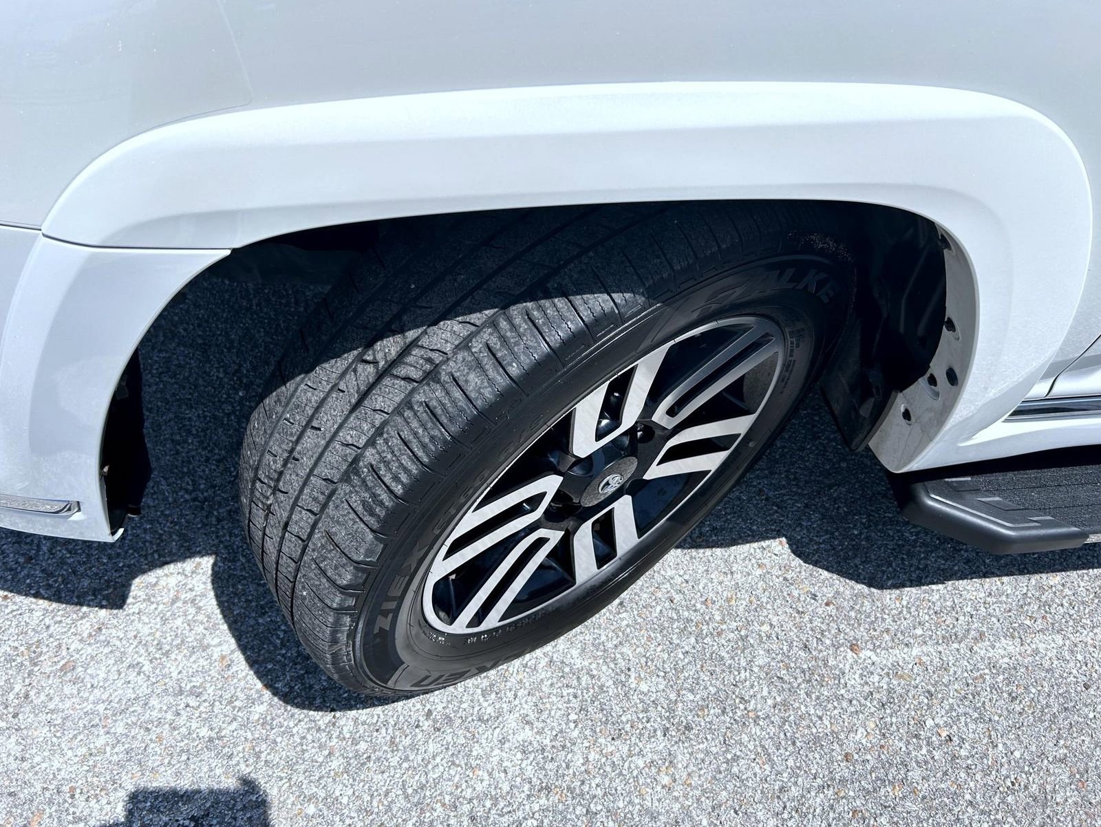 Used 2019 Toyota 4Runner Limited AWD/4WD image 24