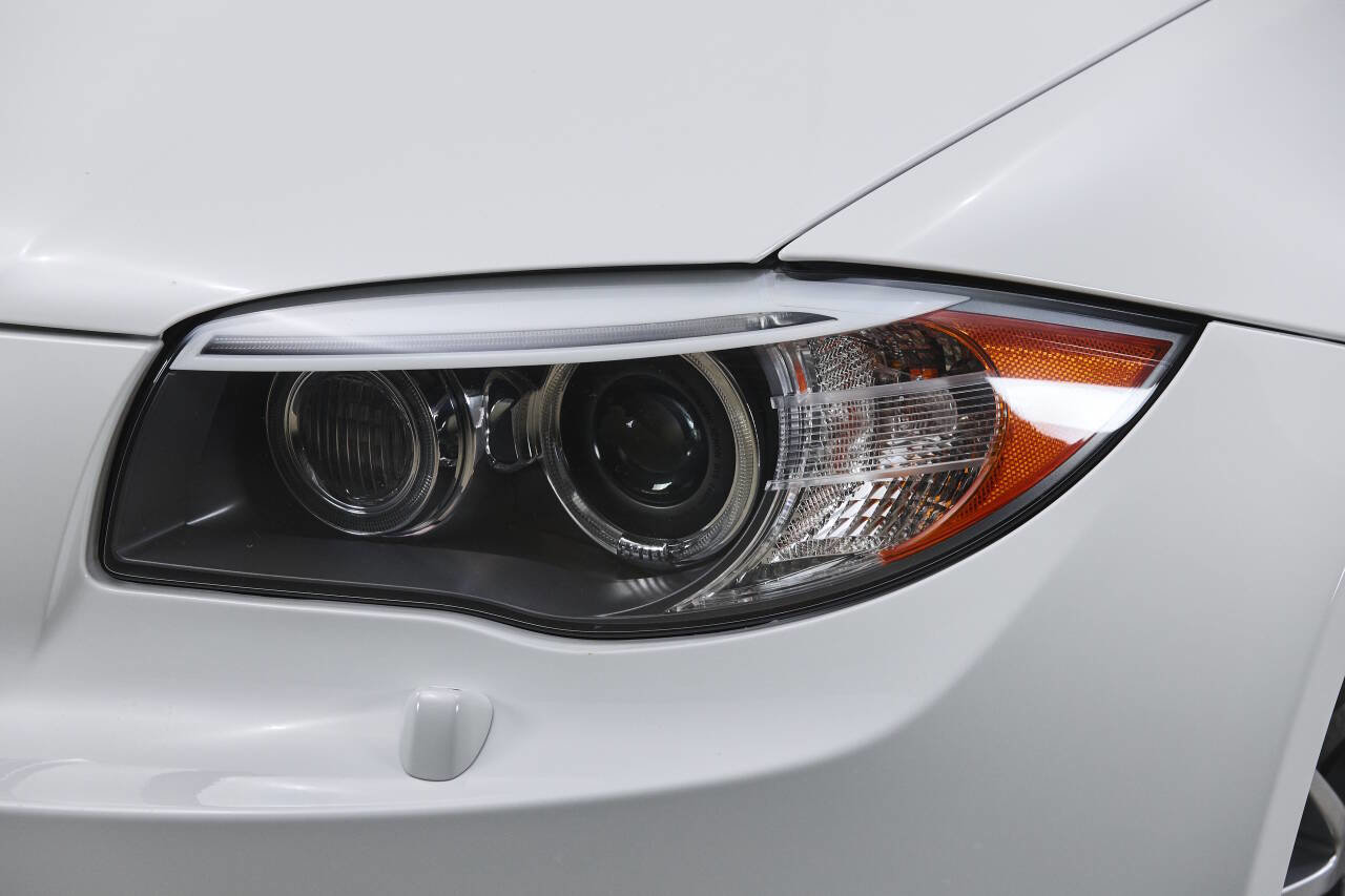 Used 2011 BMW 1 Series M image 28