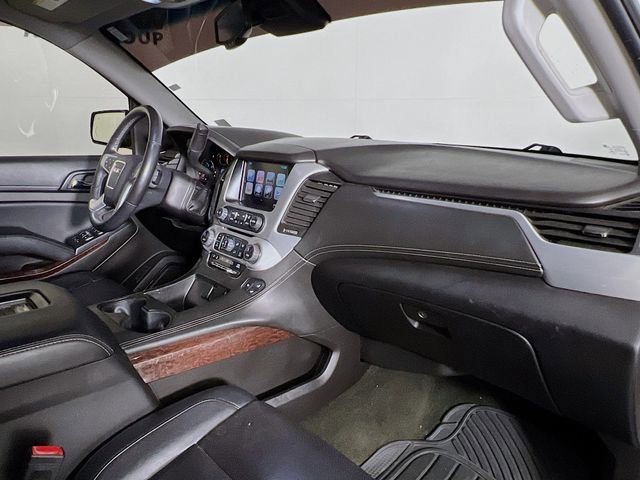 Used 2017 GMC Yukon SLT AWD/4WD image 42
