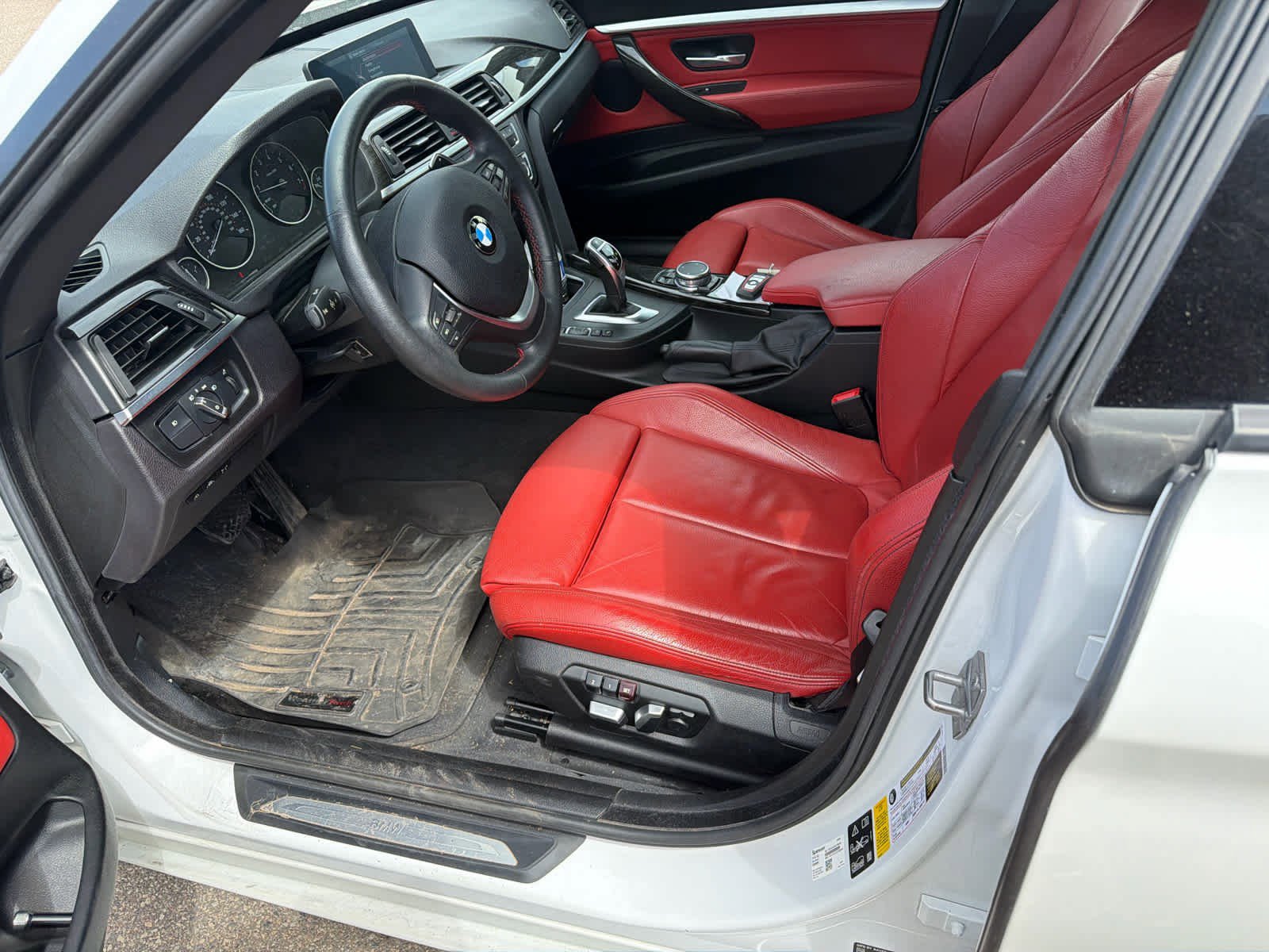 Used 2016 BMW 328i Gran Turismo xDrive image 9