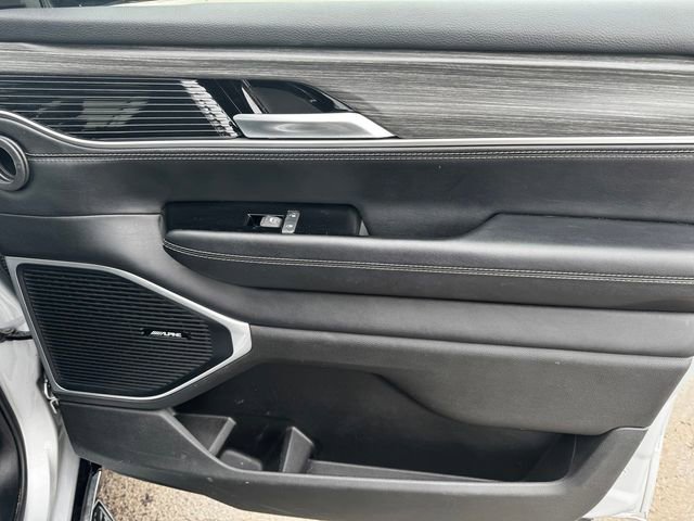 Used 2024 Jeep Wagoneer Series III image 13