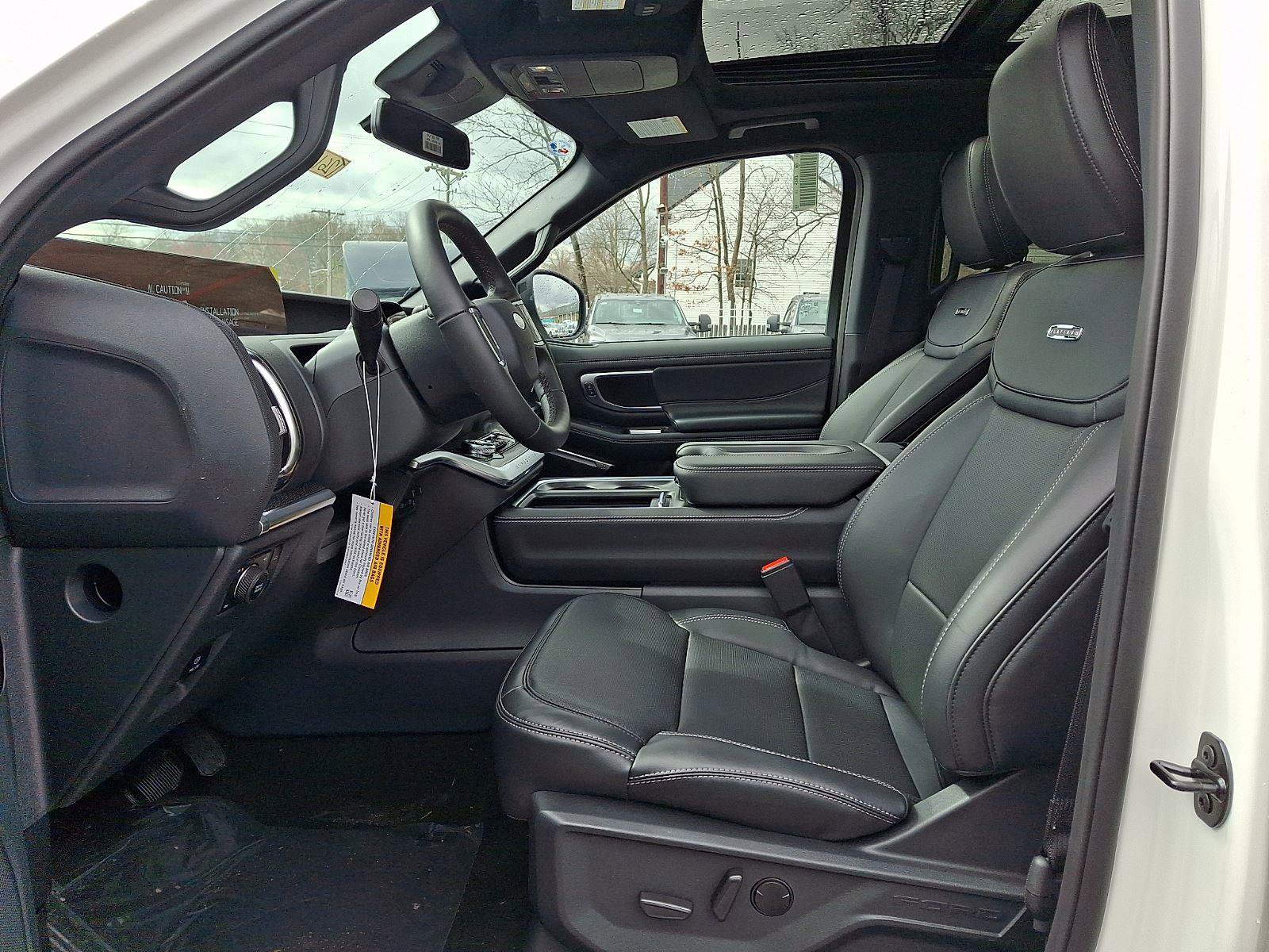 New 2026 Ford Expedition Max Platinum image 6