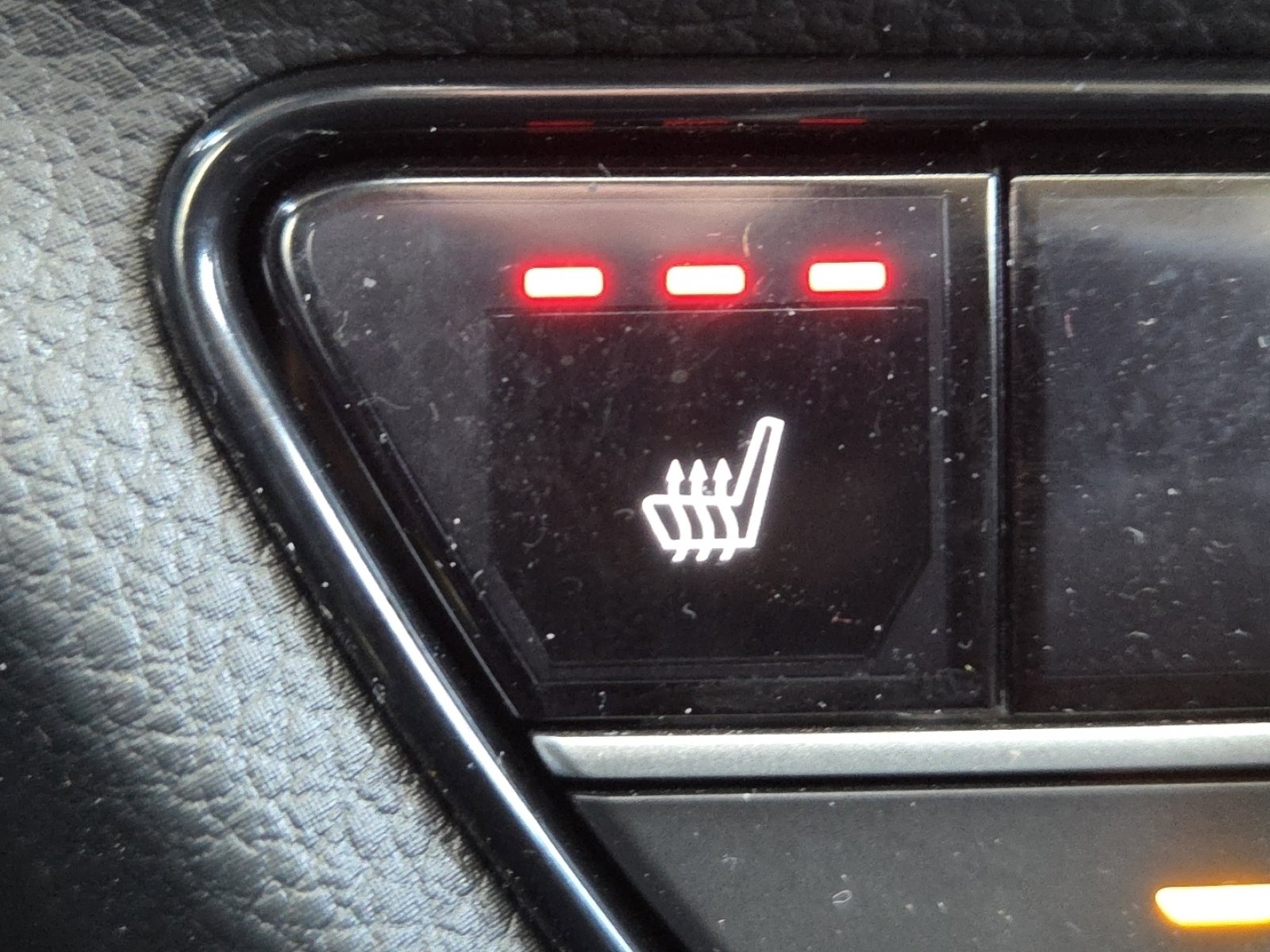 Used 2023 Honda HR-V EX-L image 6