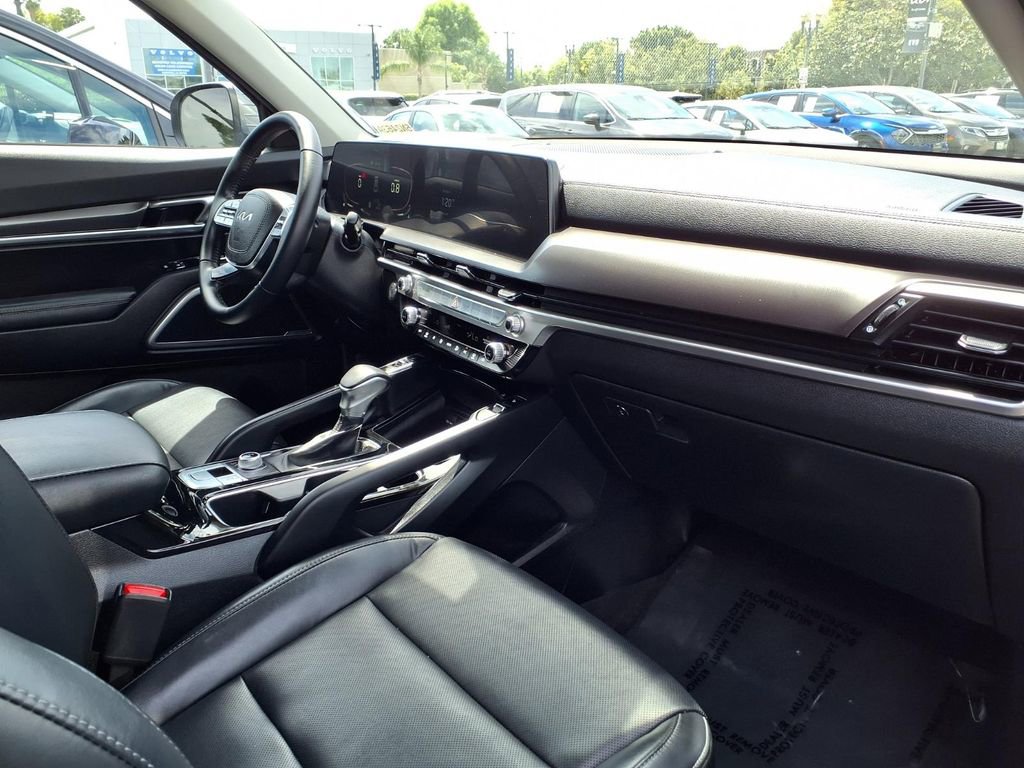 Certified 2023 Kia Telluride S image 14