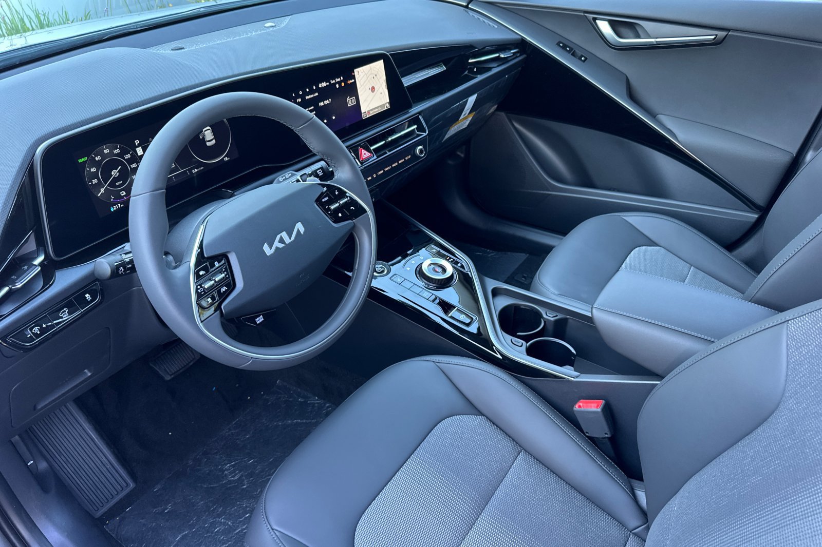 New 2026 Kia Niro Wind FWD image 10
