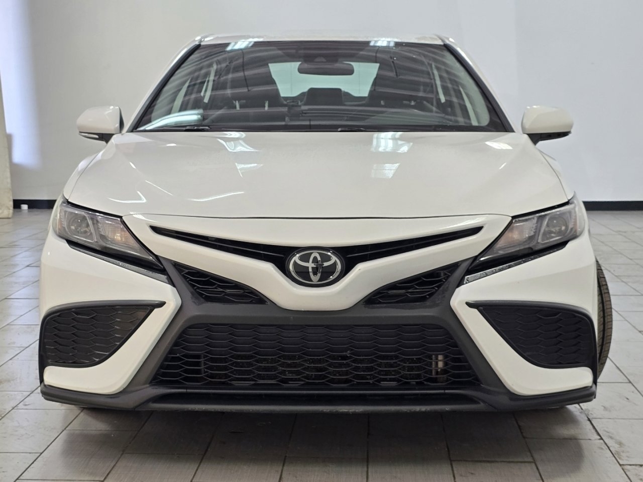 Certified 2024 Toyota Camry SE image 9