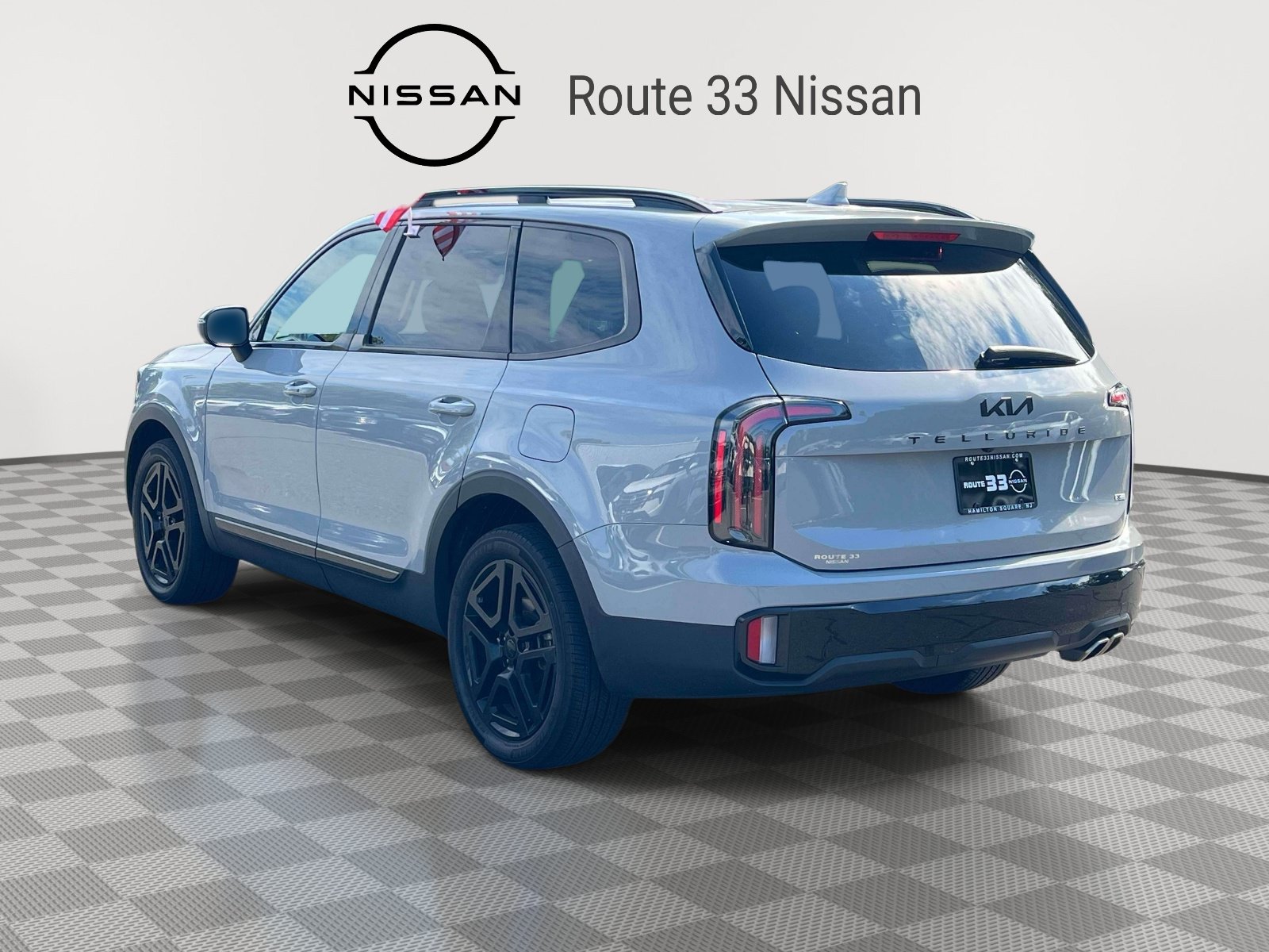 Used 2025 Kia Telluride EX X-Line AWD/4WD image 3