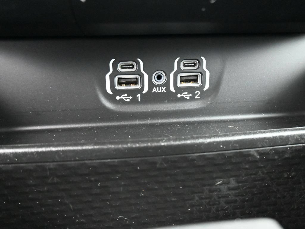 Used 2021 RAM 1500 Laramie RWD image 15