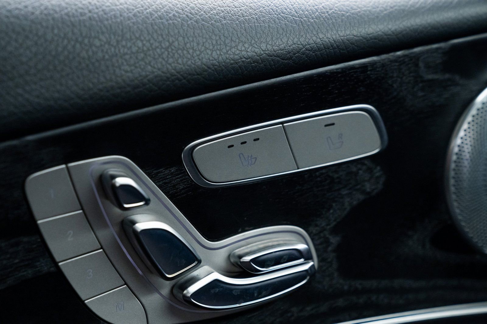 Used 2017 Mercedes-Benz E 400 E 400 image 14