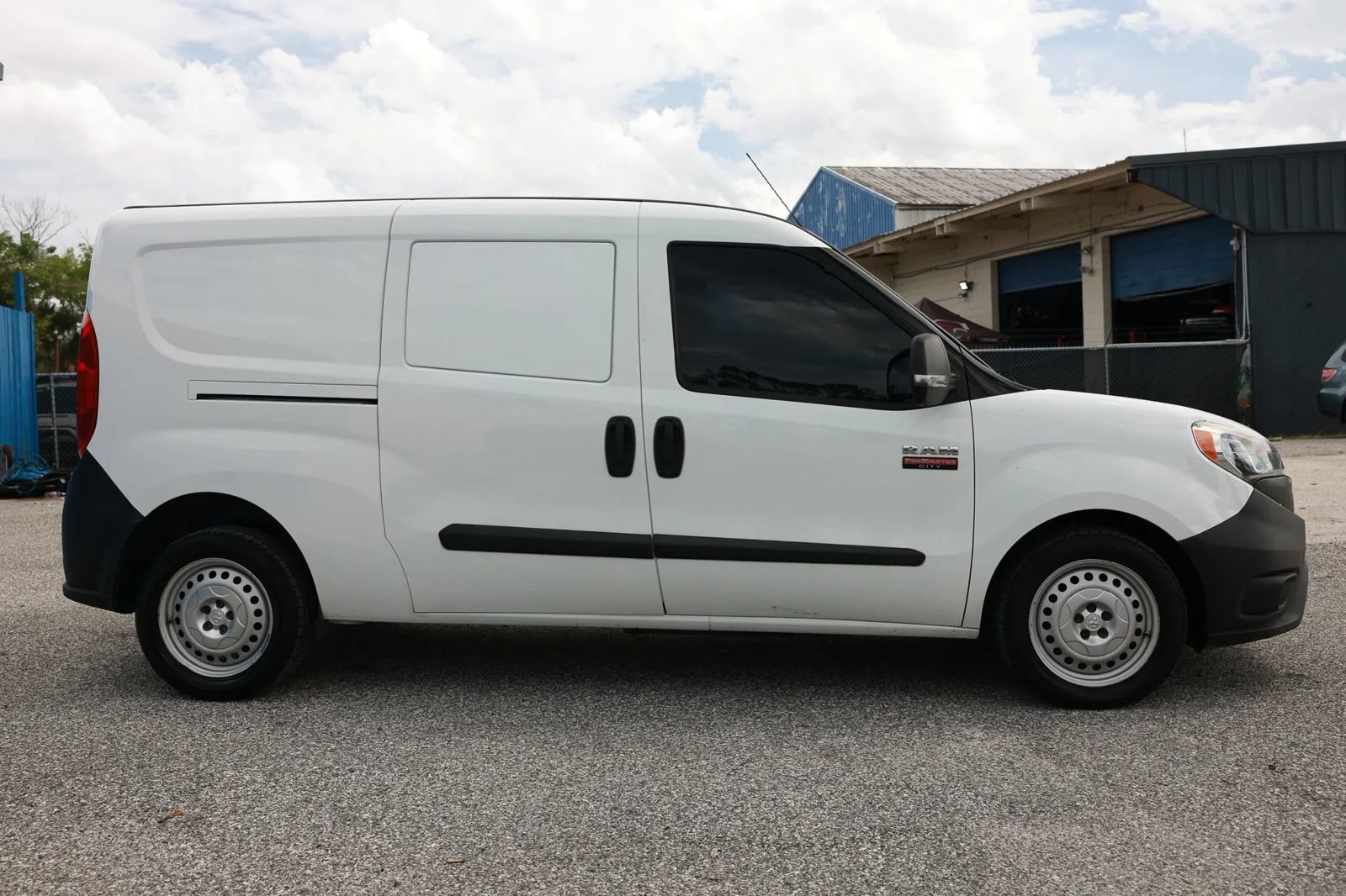 Used 2019 RAM ProMaster City Tradesman FWD image 8