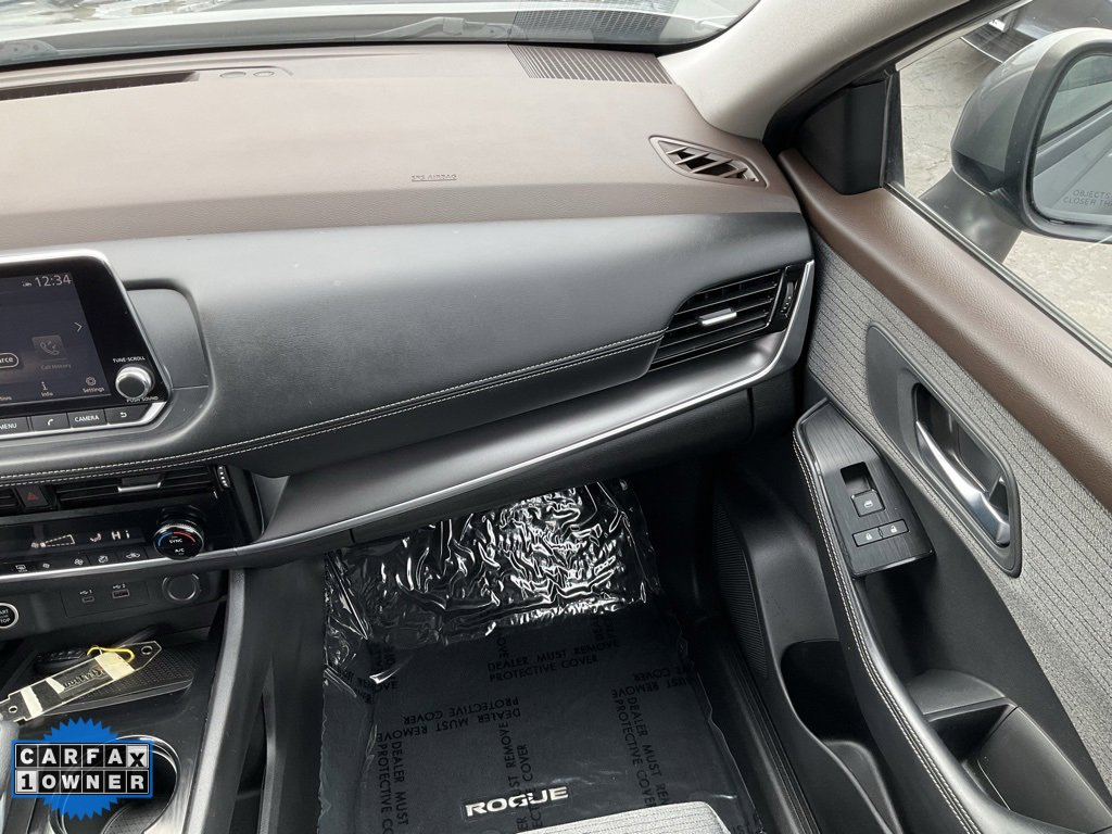 Used 2021 Nissan Rogue SV image 58