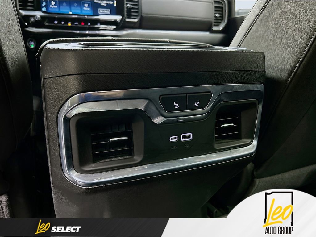 Certified 2025 Chevrolet Silverado 3500 LTZ w/ LTZ Convenience Package image 26