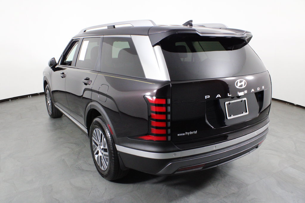 Certified 2026 Hyundai Palisade FWD Hybrid image 16