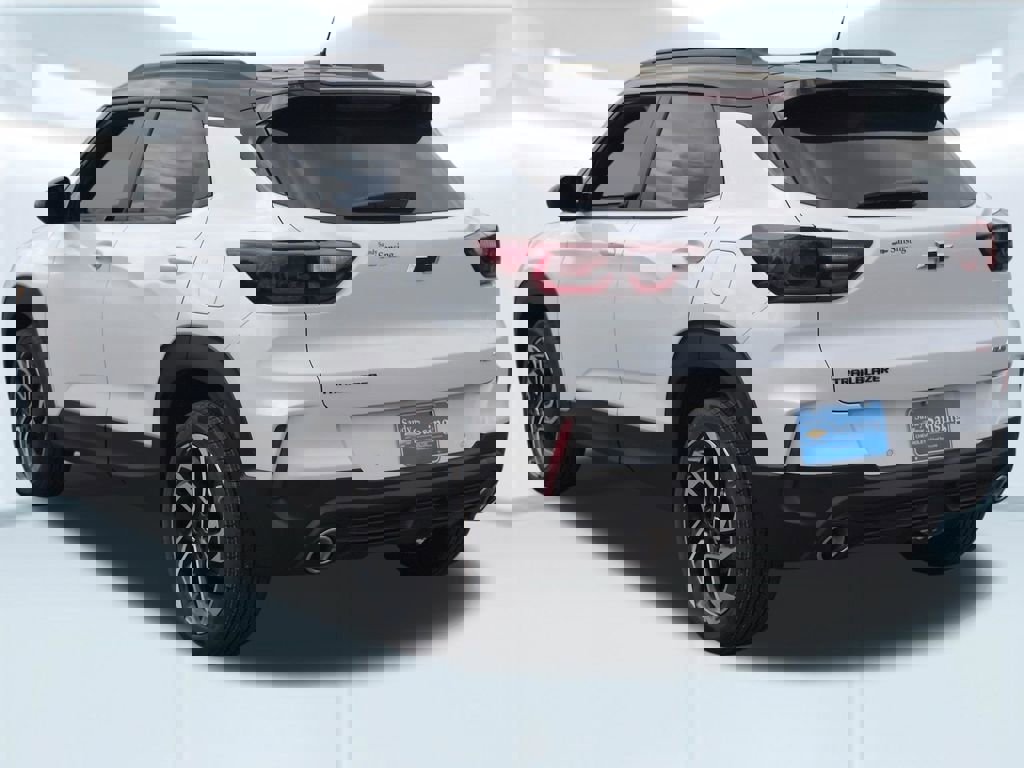 New 2026 Chevrolet TrailBlazer RS w/ Convenience Package image 2