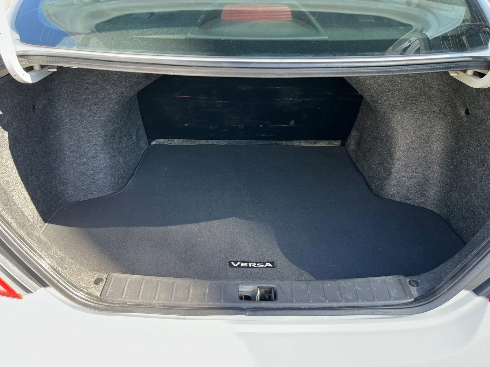 Used 2019 Nissan Versa S FWD image 21