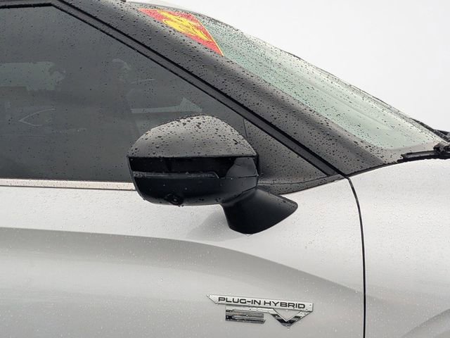 Used 2024 Mitsubishi Outlander 4WD Plug-In Hybrid image 11