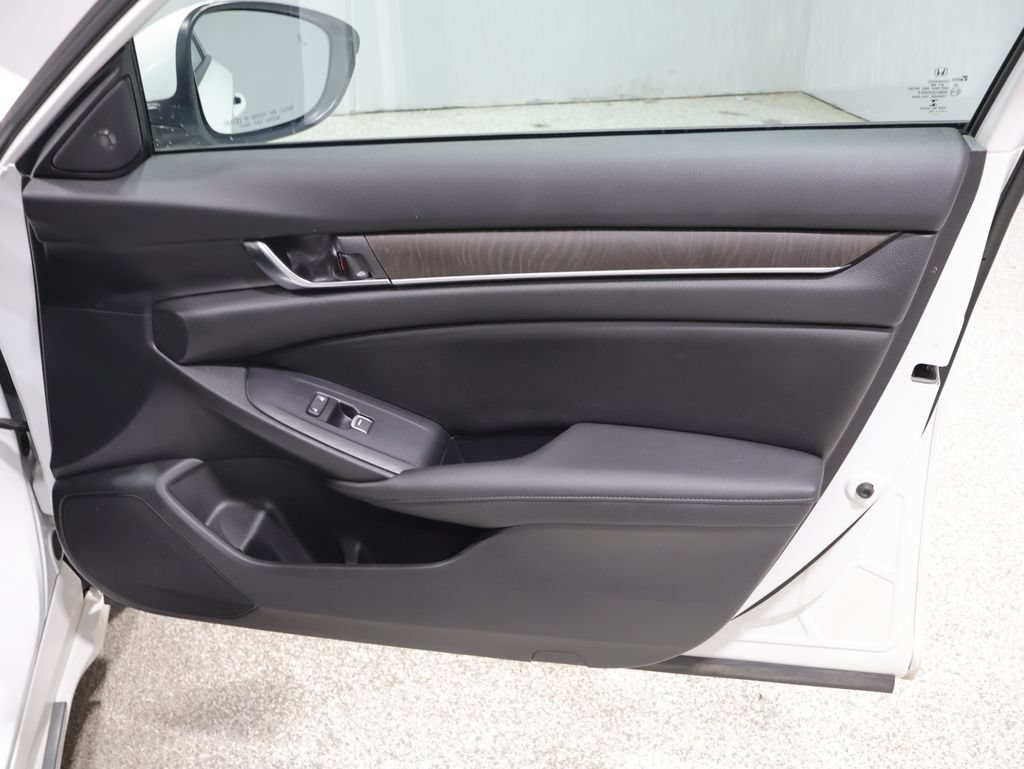 Used 2019 Honda Accord EX-L image 22